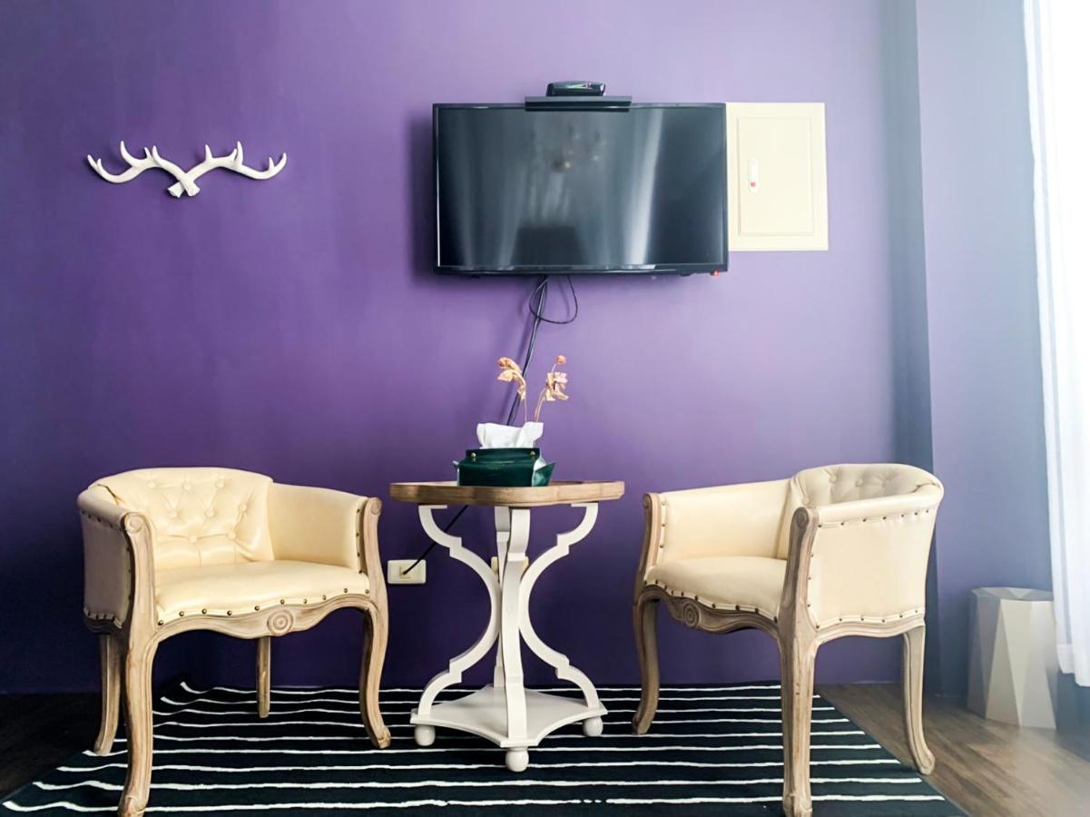 Light Luxury Apartment Apartment T'ai-tung Esterno foto
