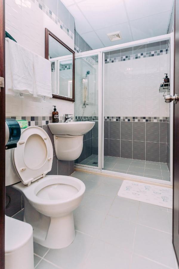 Light Luxury Apartment Apartment T'ai-tung Esterno foto