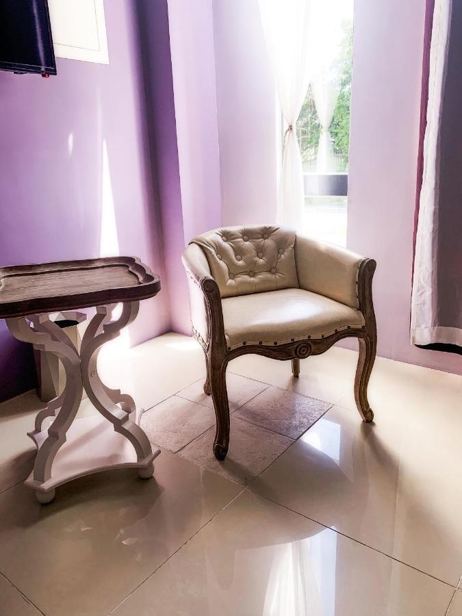 Light Luxury Apartment Apartment T'ai-tung Esterno foto